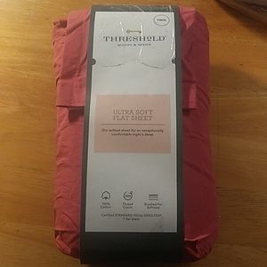 Threshold ultra soft flat sheet